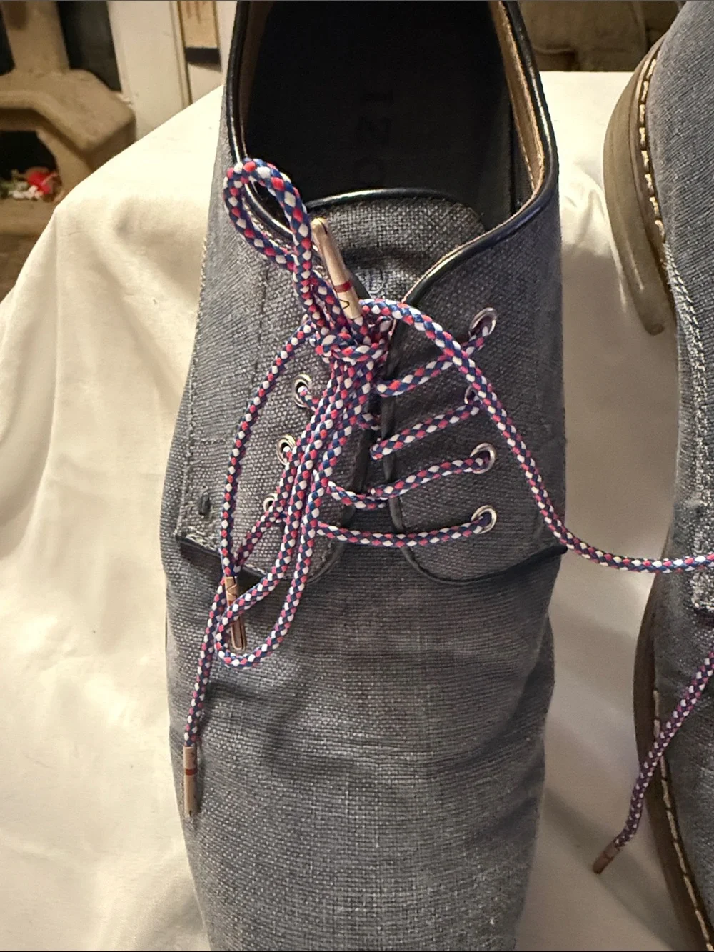 Izod Men's Gray Canvas Derby Shoes with Patterned Laces